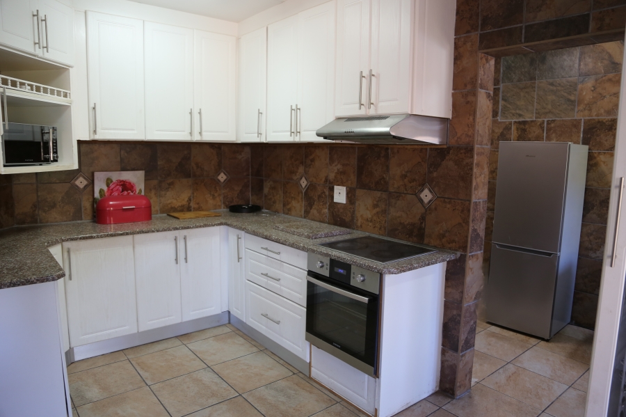 4 Bedroom Property for Sale in Dorchester Heights Eastern Cape